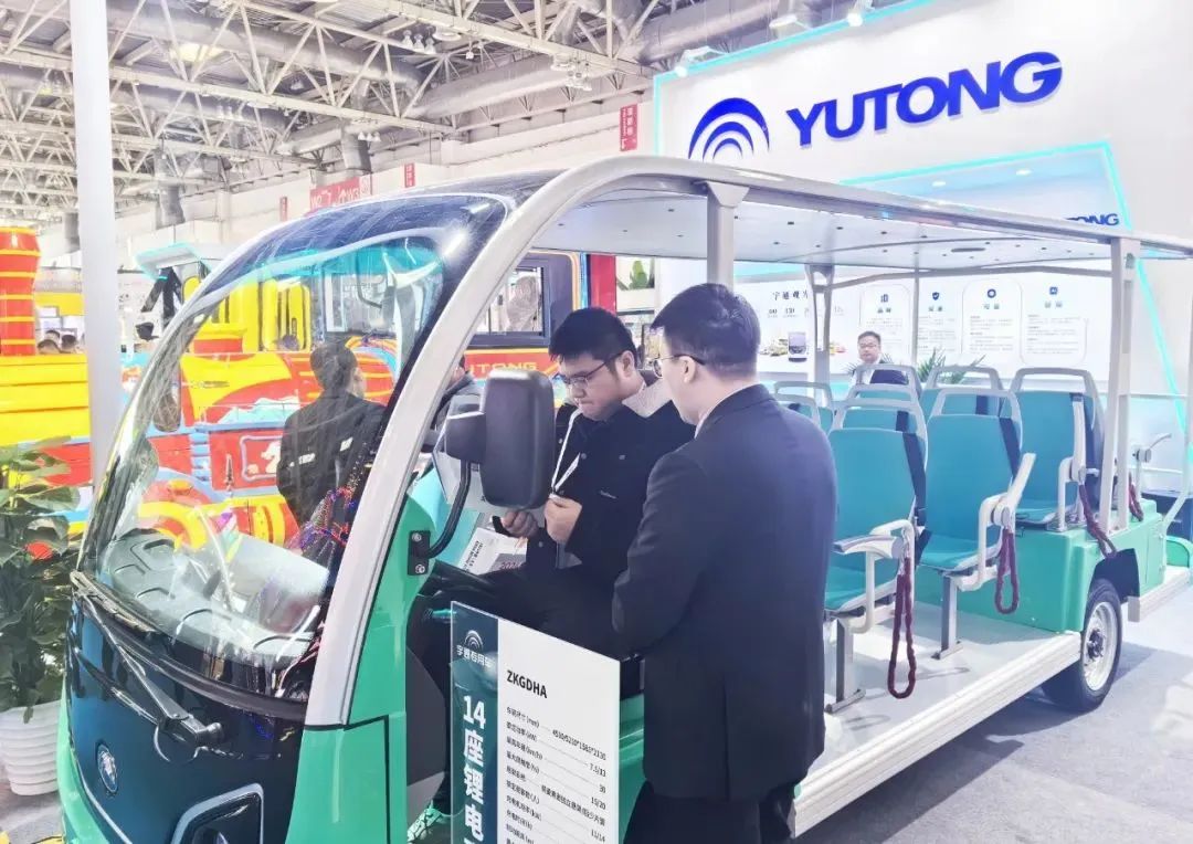 穿越春日盛景，百乐博观光车邀您共赴行业盛宴！